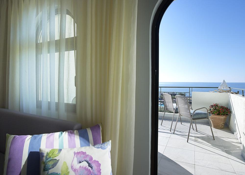 Coriva Beach Hotel & Bungalows Kucunári Kültér fotó