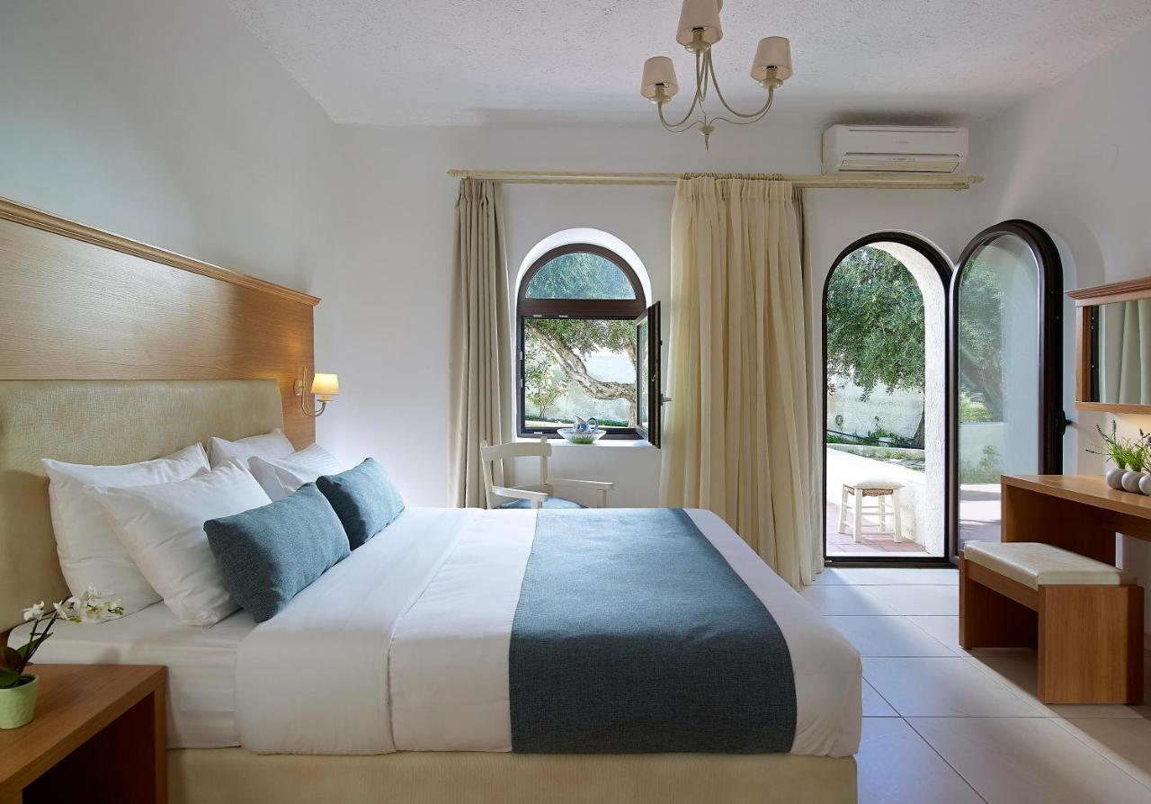 Coriva Beach Hotel & Bungalows Kucunári Kültér fotó